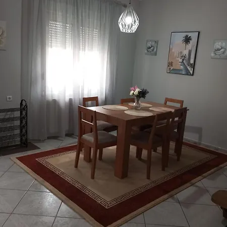 S.t Family Apartment *